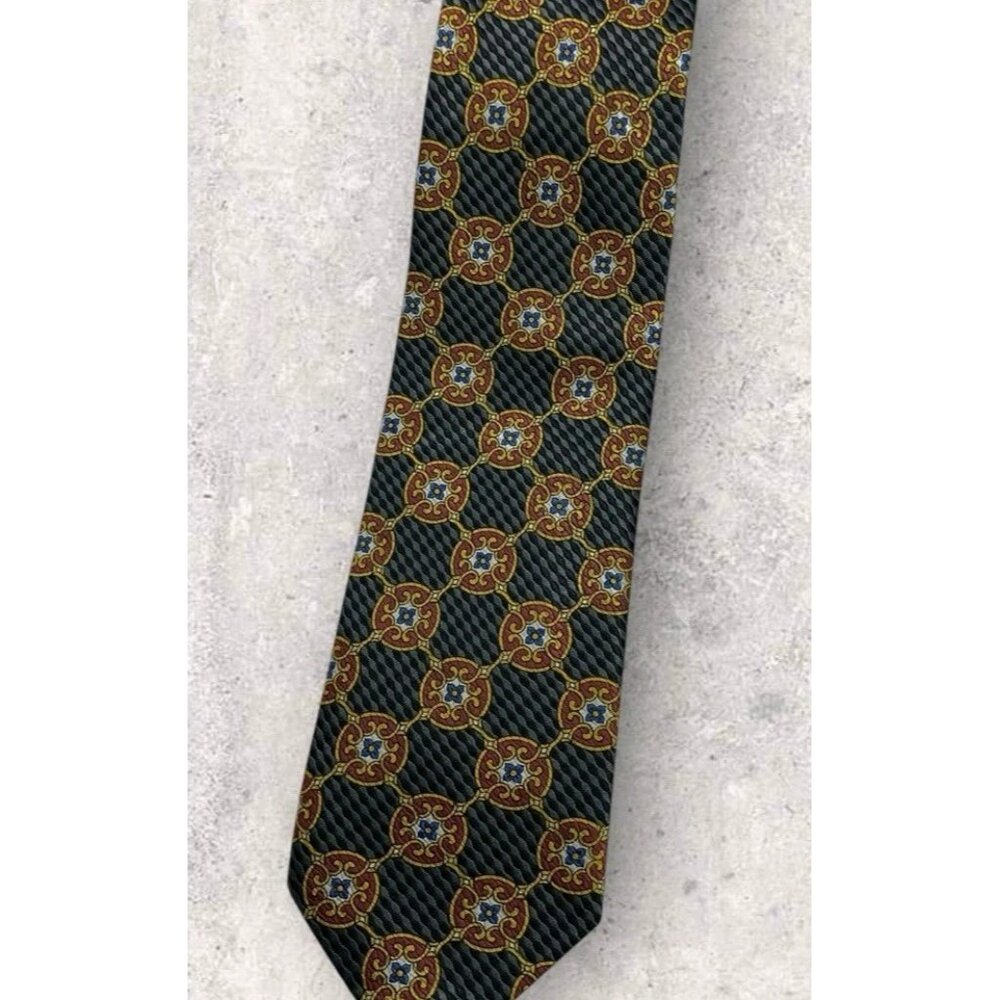 JOS. A. BANK LTDEDITIONSilk Tie ITALY Gray Burgundy Gold Medallion W:3.5" EUC - Picture 6 of 6